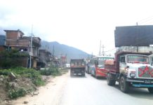उपत्यका भित्रने गाडी धोएको तीन सय, मोटरसाइकलको १०० तिर्नुपर्ने