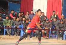 प्रथम बोसीगाउ खुल्ला पुरुष डबल्स ब्याडमिन्टन प्रतियोगिता, आचार्य, श्रेष्ठको जोडी र कटवाल, बोहराको जोडी उपाधीका लागि भिड्दै