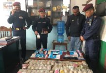 ५६ लाखसहित चारजना हुन्डी कारोबारी पर्साबाट पक्राउ