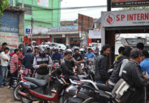 सार्वजनिक बिदा आइतबार हुँदा पेट्रोलको खपत ११ प्रतिशतले कमी