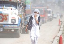 सर्वसाधरण भन्छन् प्रधानमन्त्रीले ढाँटे, ‘माक्स’ बिना हिँड्नै मुश्किल छ काठमाडौंमा