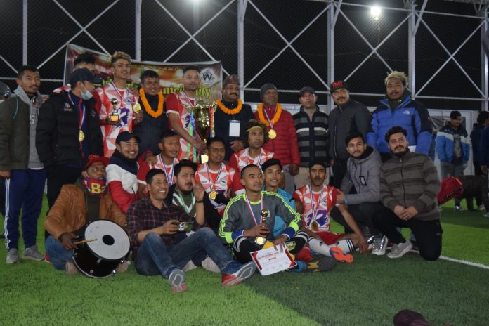 football_1280x853