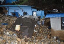 चन्द्रागिरि ४ पानीघाटका दुई घरमा बाढी पस्दा आठ लाख रूपैयाँ बराबरको क्षति