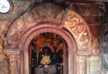 मच्छेनारायण मन्दिरको गरुड नाग (लिपा वा ढकन) चोरी