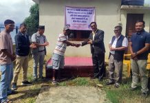 चन्द्रागिरि नगरपालिका वडा नम्बर १ दहचाेकमा घरबास (होमस्टे) संचालनलाई गर्दै आउनुभएका स्थानीयलाई सामाग्री सहयोग